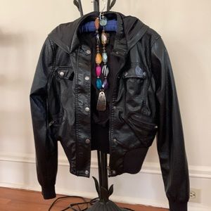 Very NOW plu motorcycle jacket in Black,Size L!!!